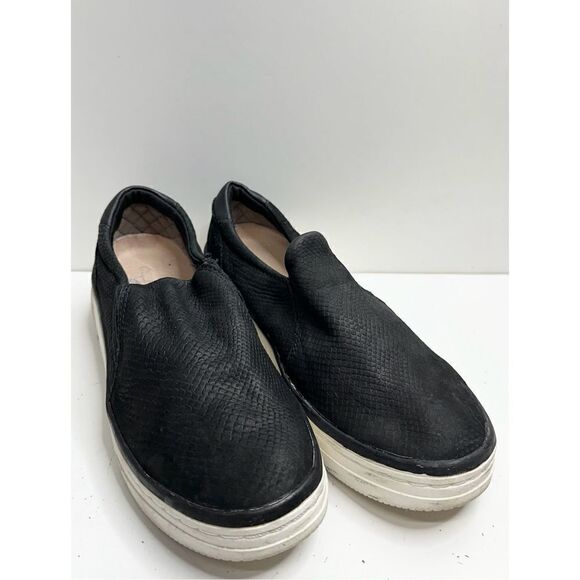 Dr. Scholl's Sneakers Everywhere Womens 6.5 Black Leather Slip-On Embossed Shoes - Picture 4 of 11